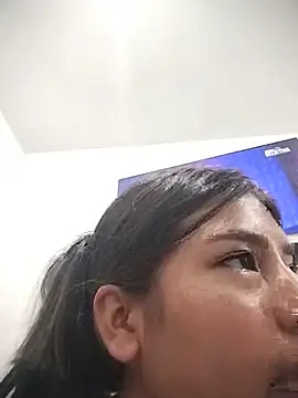 CaaticaaSquirtt Show in webcam