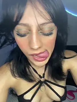 Hikary_wolf1 Chat XXX live
