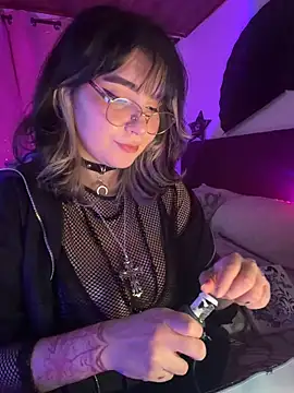 Poisonissa Show in webcam