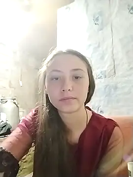 Jen-lov Show in webcam