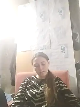Show modela Jen-lov na web-kameri