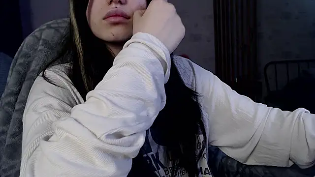 AnoraDarkk Live XXX-Chat