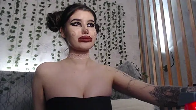 AnoraDarkk 라이브 XXX 채팅
