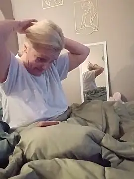 blondebadbitch's Webcam Show