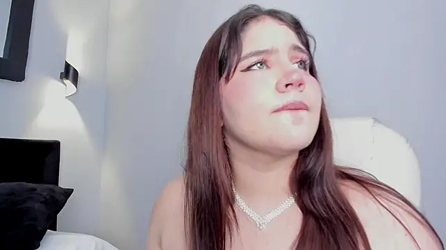 Ivy_Valet Chat XXX in diretta
