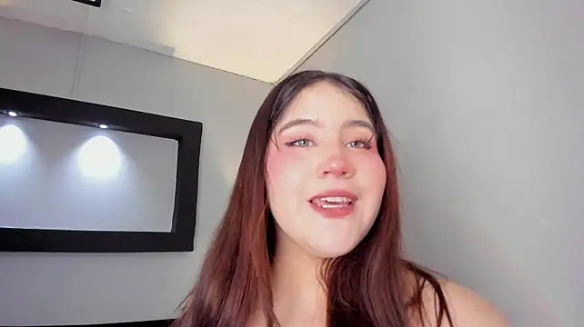 Show modela Ivy_Valet na web-kameri