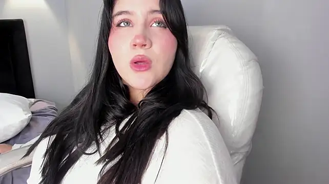 הופעת וובקאם של Ivy_Valet