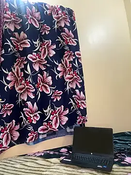 SexySuhana69 webcam show