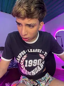 Liiam_Twiiinkn Webbikameraesitys