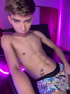 Liiam_Twiiink Шоу с уебкамера