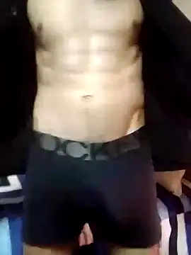 OzMartinNoir27 Show in webcam