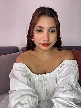 XXX chat uživo modela MiahJones_