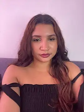 Chat XXX ao vivo de MiahJones_
