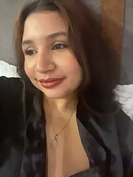 แชท XXX สดของ MiahJones_
