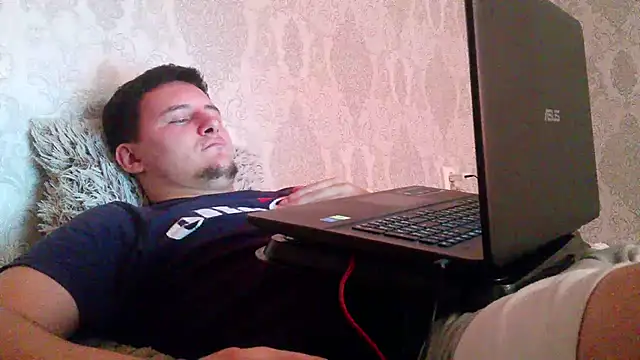 miki_lav1 Show Webcam