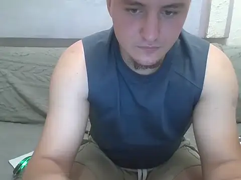 Show modela miki_lav1 na web-kameri