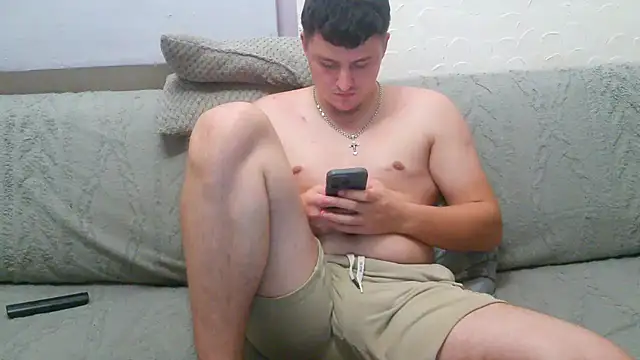 Show modela miki_lav1 na web-kameri