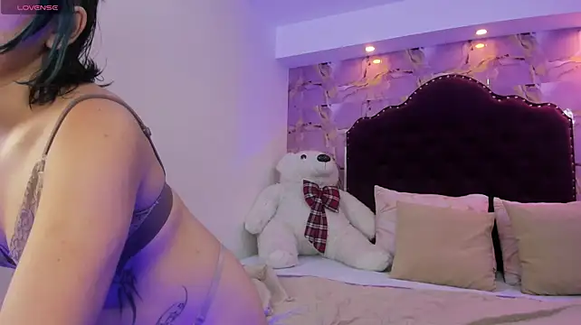 nana_hny Adlı Modelin Canlı XXX Sohbeti