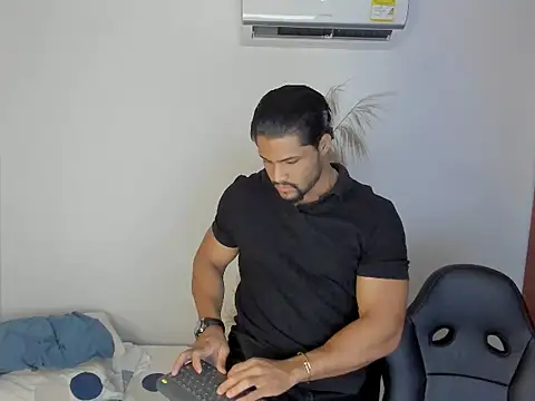 evansdark01 – webcam-show