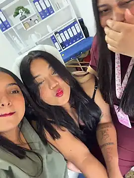 Show de webcam de Mia_roussee_