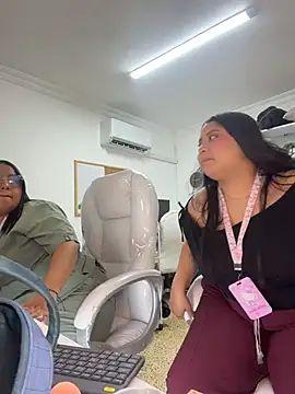 Show de Mia_roussee_ na webcam