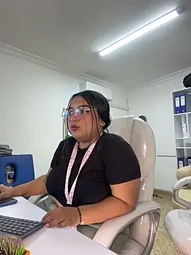 Show de webcam de Mia_roussee_