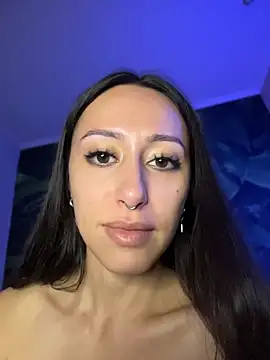 Show modela CrystalPleasure na web-kameri