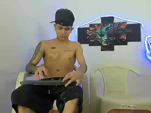 _sir_boss_latin420_ – webcam-show