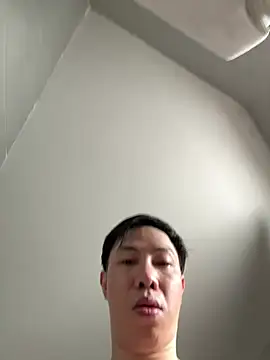 quanphamvers18cm 在線直播表演