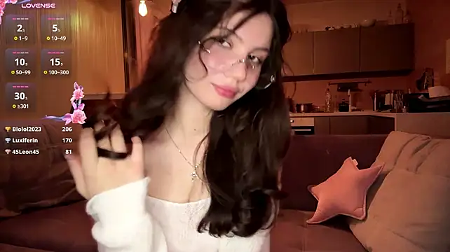 دردشة HotCheery الجنسية المباشرة