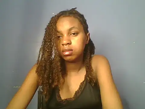 Sweet-creme Live XXX Chat