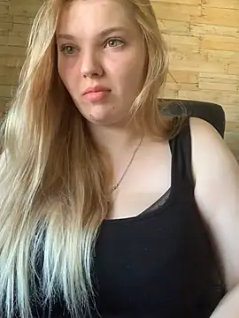 Vikki-Stoun's Live XXX Chat