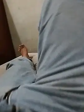 TriaEru69 Pertunjukan Webcam