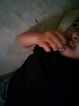 TriaEru69 Pertunjukan Webcam