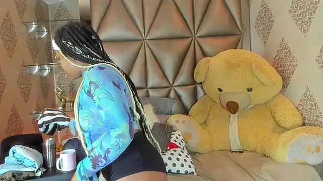 Show de Ataleya_Doll na webcam