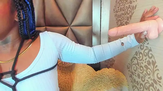 دردشة Ataleya_Doll الجنسية المباشرة
