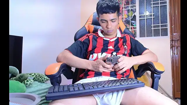 Apolo_fox22 webcam show