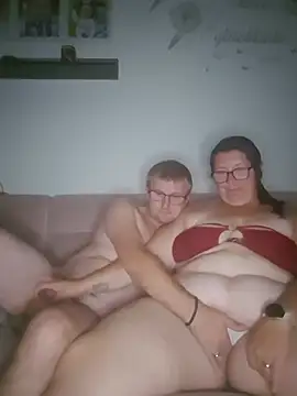 Pokazy przed kamerką – Sexyhexi1992