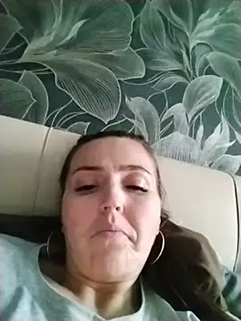 SweetyMommy77's Webcam Show