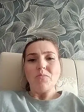 SweetyMommy77 Chat XXX in diretta