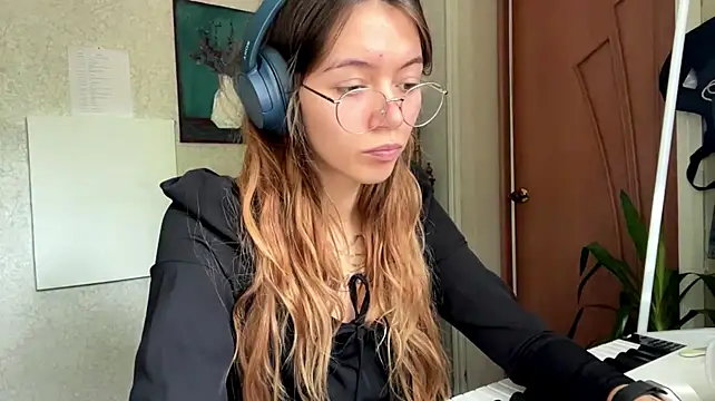 meowskyy's Live XXX Chat