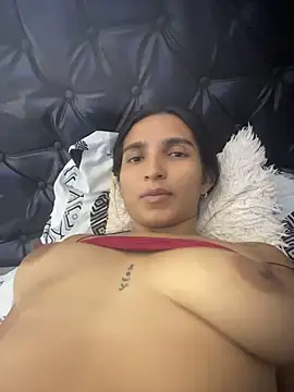 Xbby-Love-BJ Adlı Modelin Web Kamerası Şovu