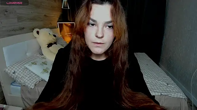 Вебкам-шоу LeyaaStarr