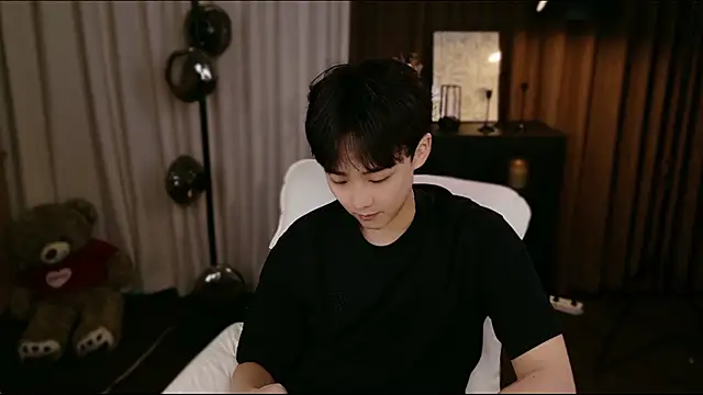 CaiYizhixun – webcam-show