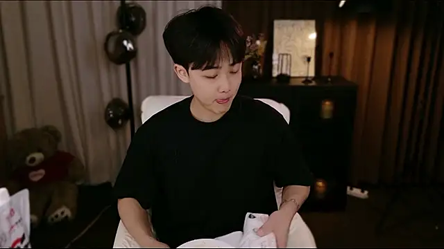 CaiYizhixun 网络视讯表演