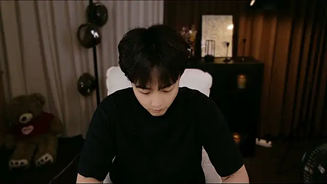 CaiYizhixun Webcam Show