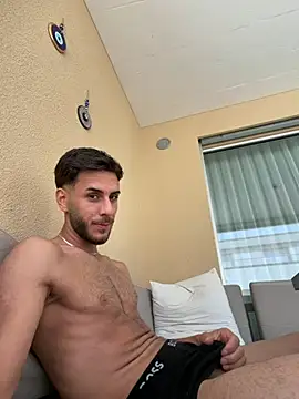 suissegigolo1 Шоу с уебкамера