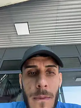 Pertunjukan Kamera Web suissegigolo1