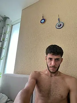 suissegigolo1: διαδικτυακό σόου στην κάμερα