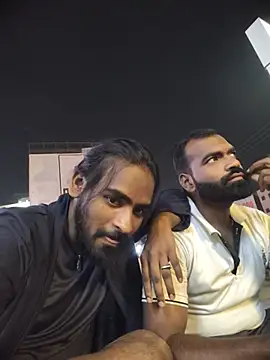 mayur127b Show in webcam